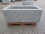 Granitbrunnen rechteckig rustikal 150x75x60