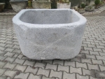 Granitbrunnen halbrund rustikal 127x112x63