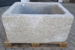 Granitbrunnen rechteckig rustikal 103x71x67