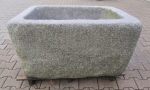 Granitbrunnen rechteckig rustikal 110x110x60