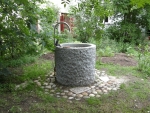 Granitbrunnen / Pflanztrog rund 80x70