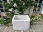 Granitbrunnen / Pflanztrog rechteckig 80x60x55